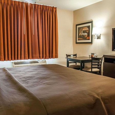 Econo Lodge Inn & Suites Santa Fe Exterior foto