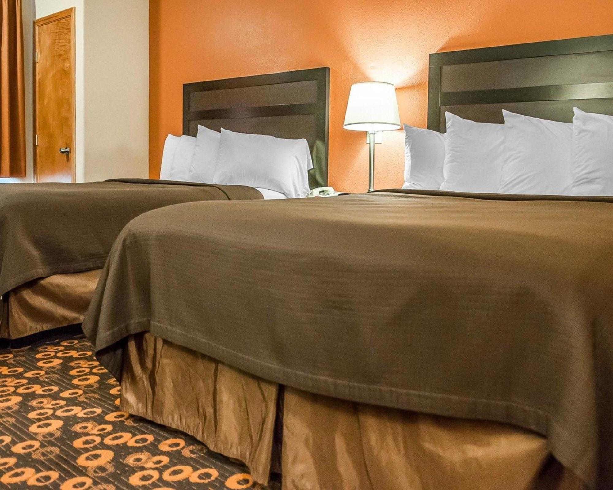 Econo Lodge Inn & Suites Santa Fe Exterior foto