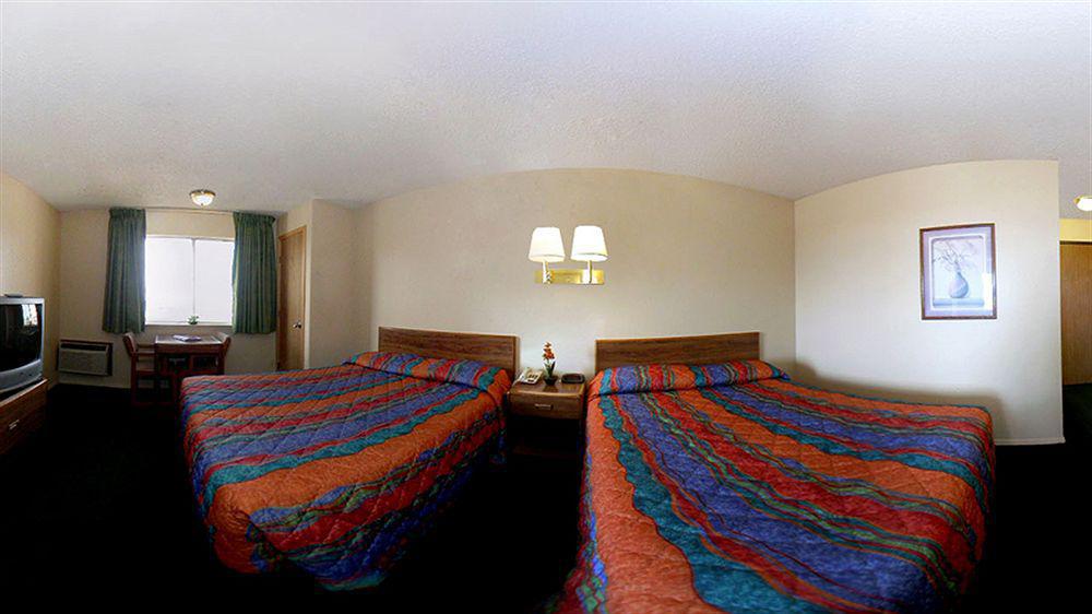 Econo Lodge Inn & Suites Santa Fe Exterior foto